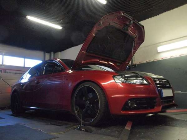 Audi_A4_Stufe_1__55532e6c45737.jpg