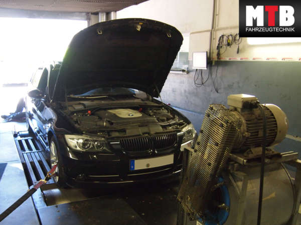 BMW_325d_mit_197_557e9b00ba27a.jpg